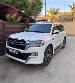 تويوتا لاندكروزر